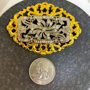 Vintage Gold & Diamond Brooch/Pin